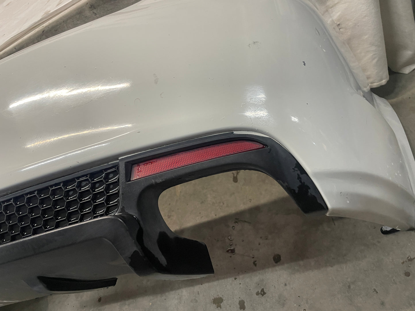 2008 Pontiac G8 Base Rear Bumper Cover Fascia White OEM - Day's Parts Yard