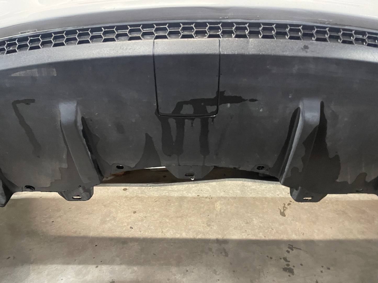 2008 Pontiac G8 Base Rear Bumper Cover Fascia White OEM - Day's Parts Yard