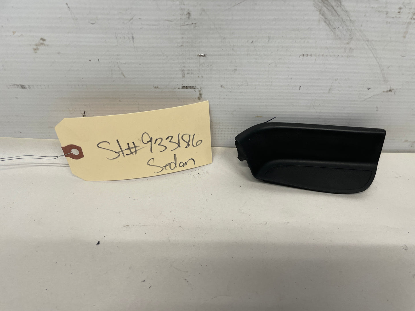 2014 Chevy SS Sedan RH Passenger Rear Interior Door Panel Pull Rubber Insert OEM - Day's Parts Yard