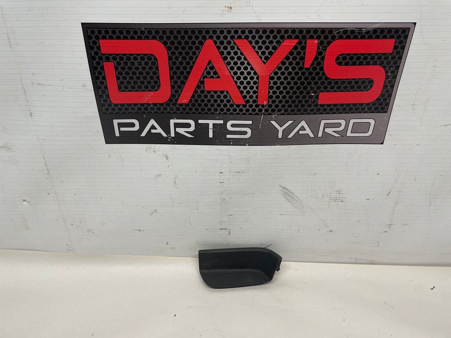 2014 Chevy SS Sedan LH Driver Rear Door Panel Pull Rubber Insert OEM - Day's Parts Yard