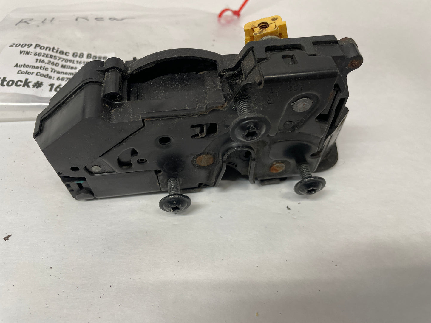 2009 Pontiac G8 RH Passenger Rear Door Lock Actuator OEM - Day's Parts Yard