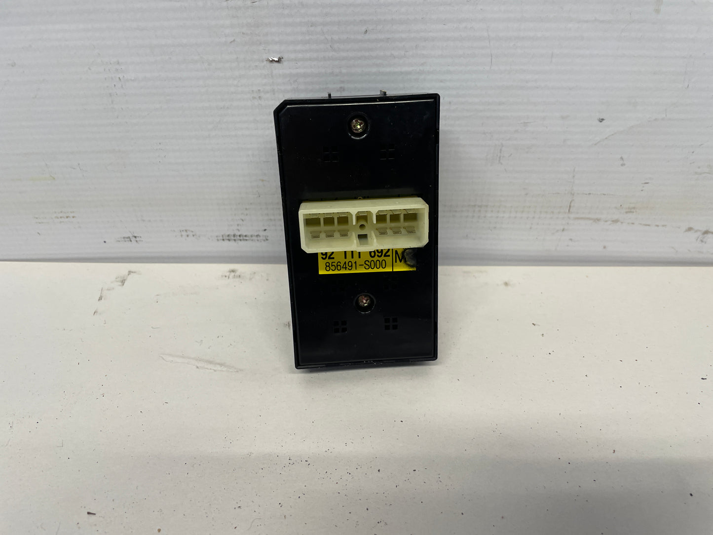 2004 Pontiac GTO Power Window Switch Control Button OEM - Day's Parts Yard
