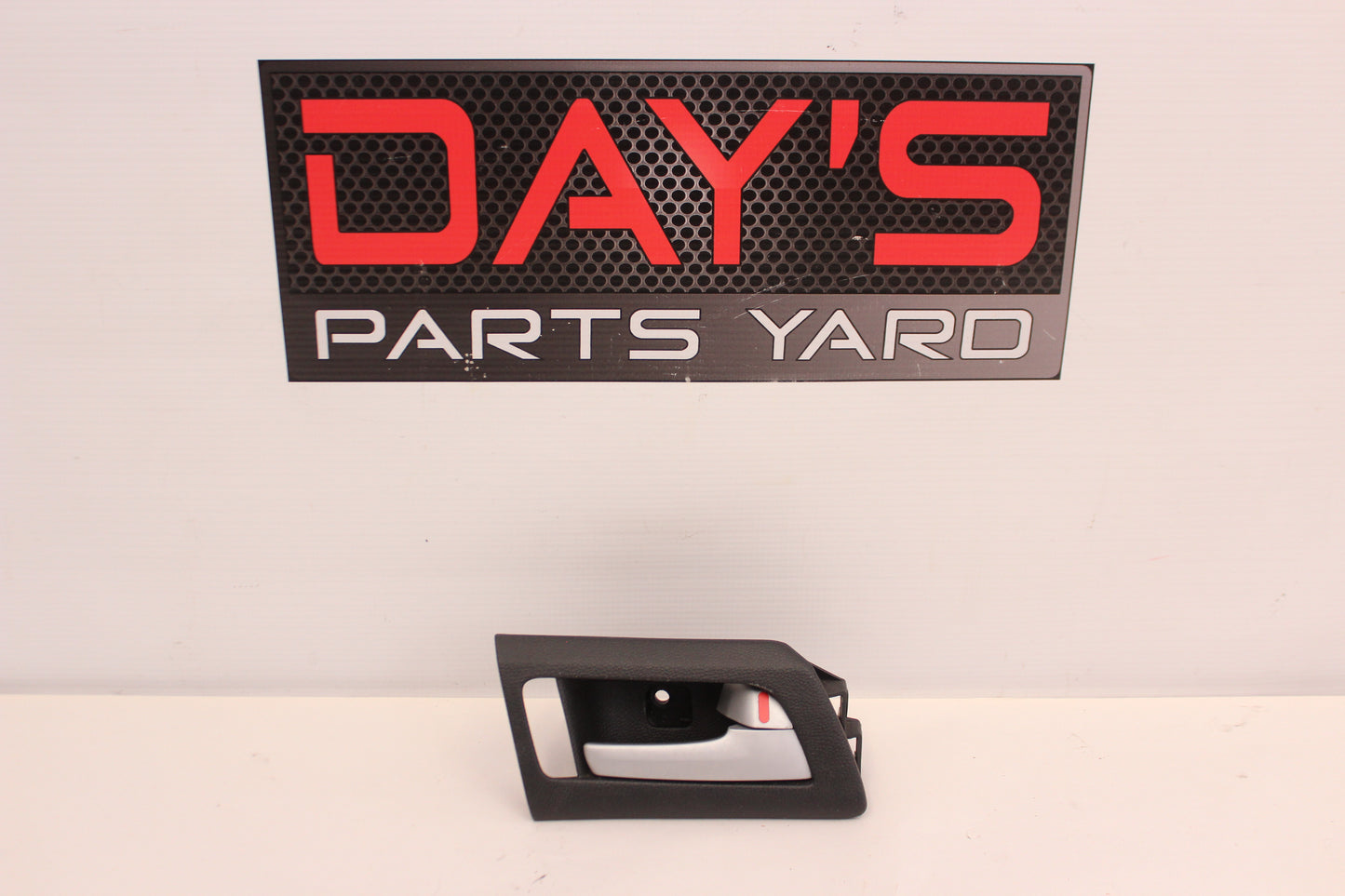 2008 Pontiac G8 GT Rear RH Passenger Interior Door Handle OEM - Day's Parts Yard