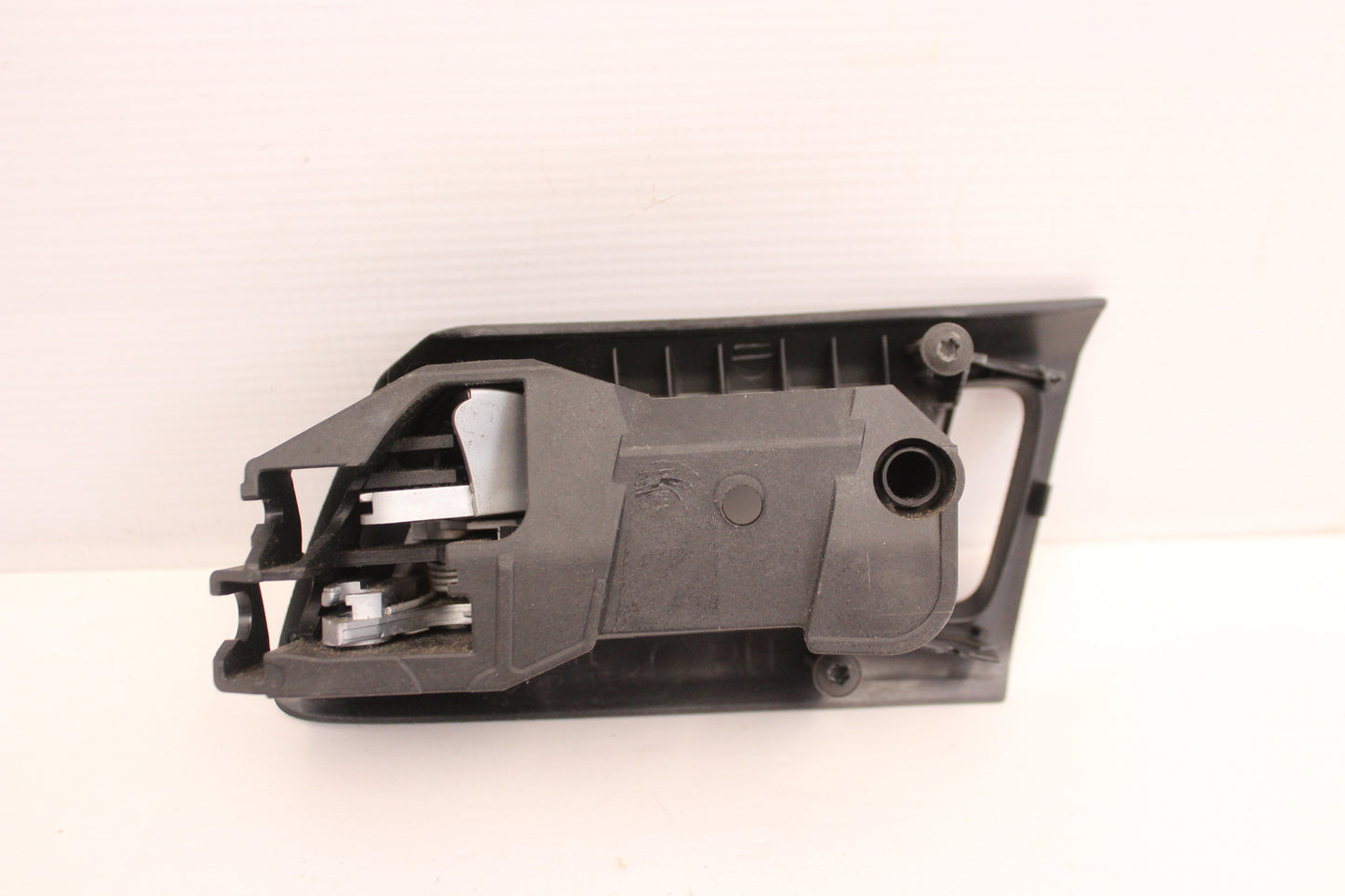 2008 Pontiac G8 GT Rear RH Passenger Interior Door Handle OEM - Day's Parts Yard
