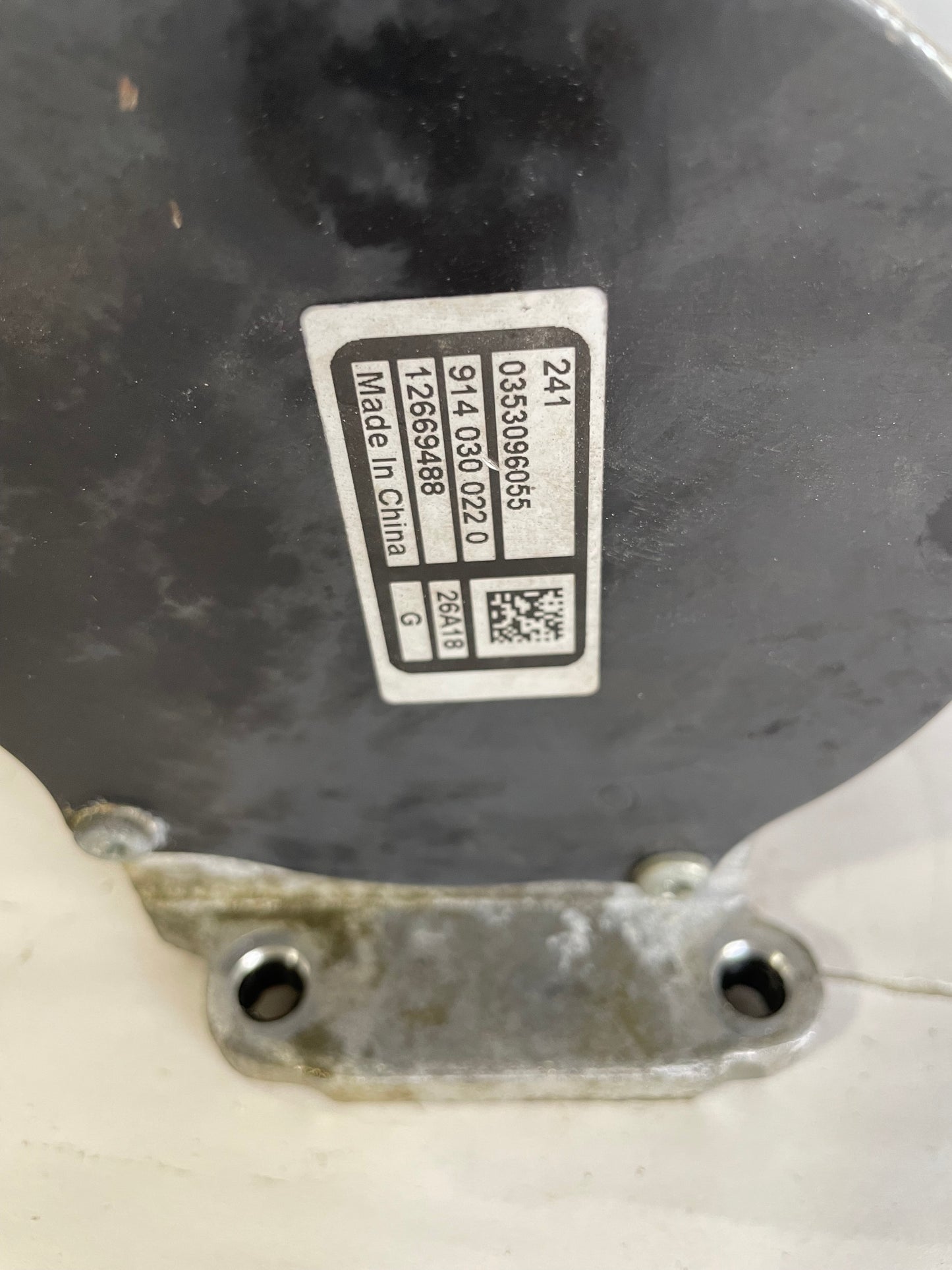 2018 Chevy Suburban LT Vacuum Pump Assembly OEM - Day's Parts Yard