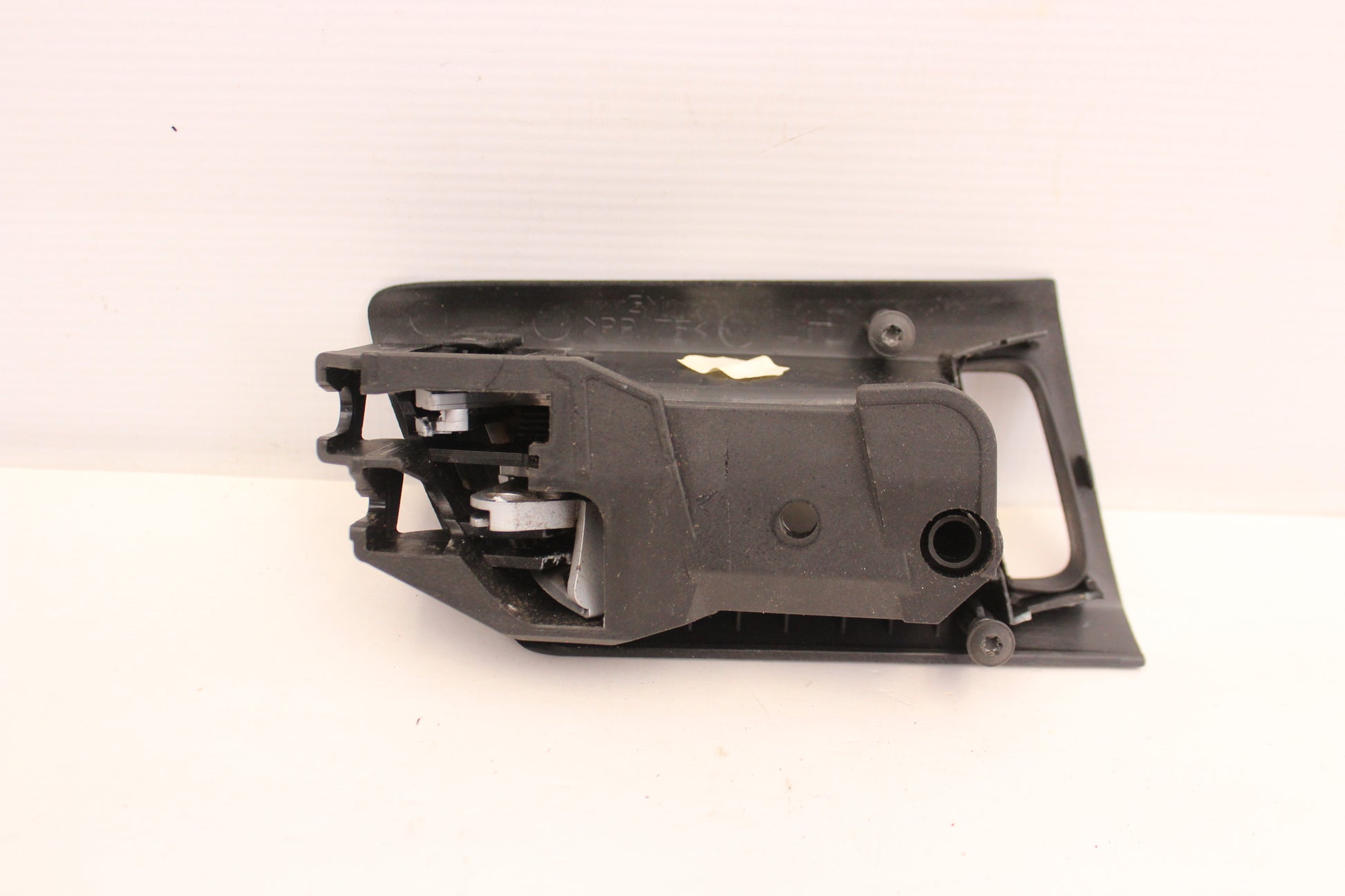 2008 Pontiac G8 GT Rear LH Driver Interior Door Handle OEM - Day's Parts Yard