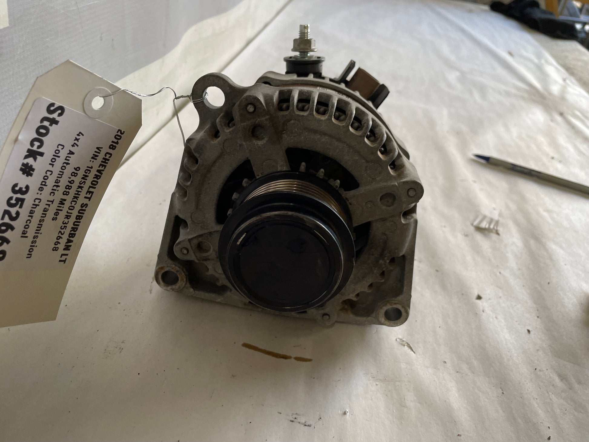 2018 Chevy Suburban LT Alternator OEM - Day's Parts Yard