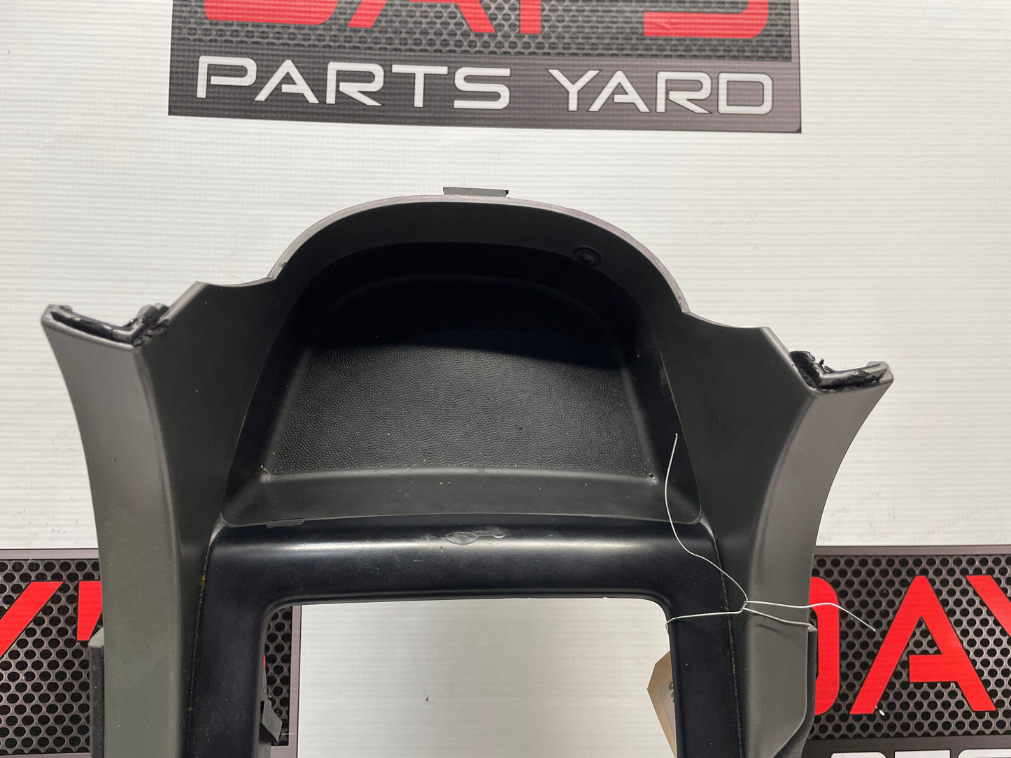 2005 Pontiac GTO Center Console Arm Rest OEM - Day's Parts Yard