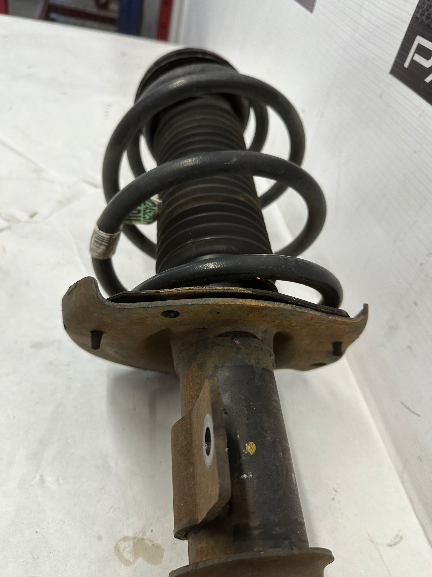 2010 Chevy Camaro SS LH Driver Front Shock Strut Assembly Absorber OEM - Day's Parts Yard