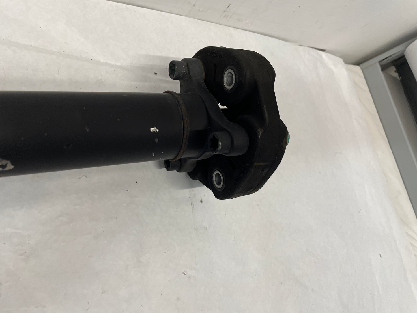 2012 Chevy Camaro SS Manual Transmission Driveshaft Drive Propeller Shaft Line OEM - Day's Parts Yard