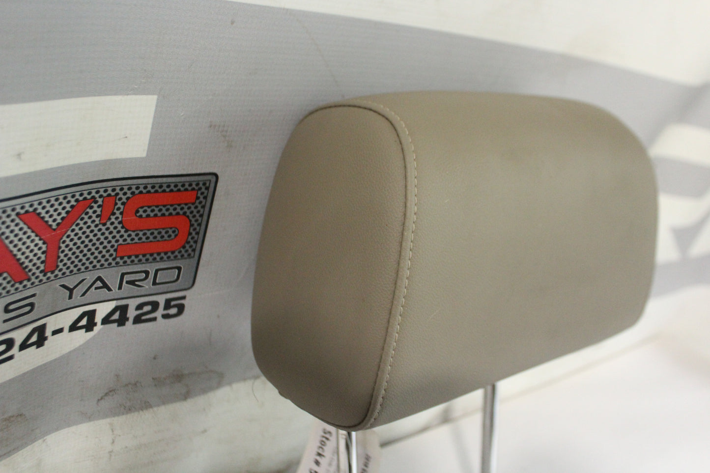 2018 GMC Sierra K1500 SLT Front LH Driver Headrest Head Rest OEM - Day's Parts Yard