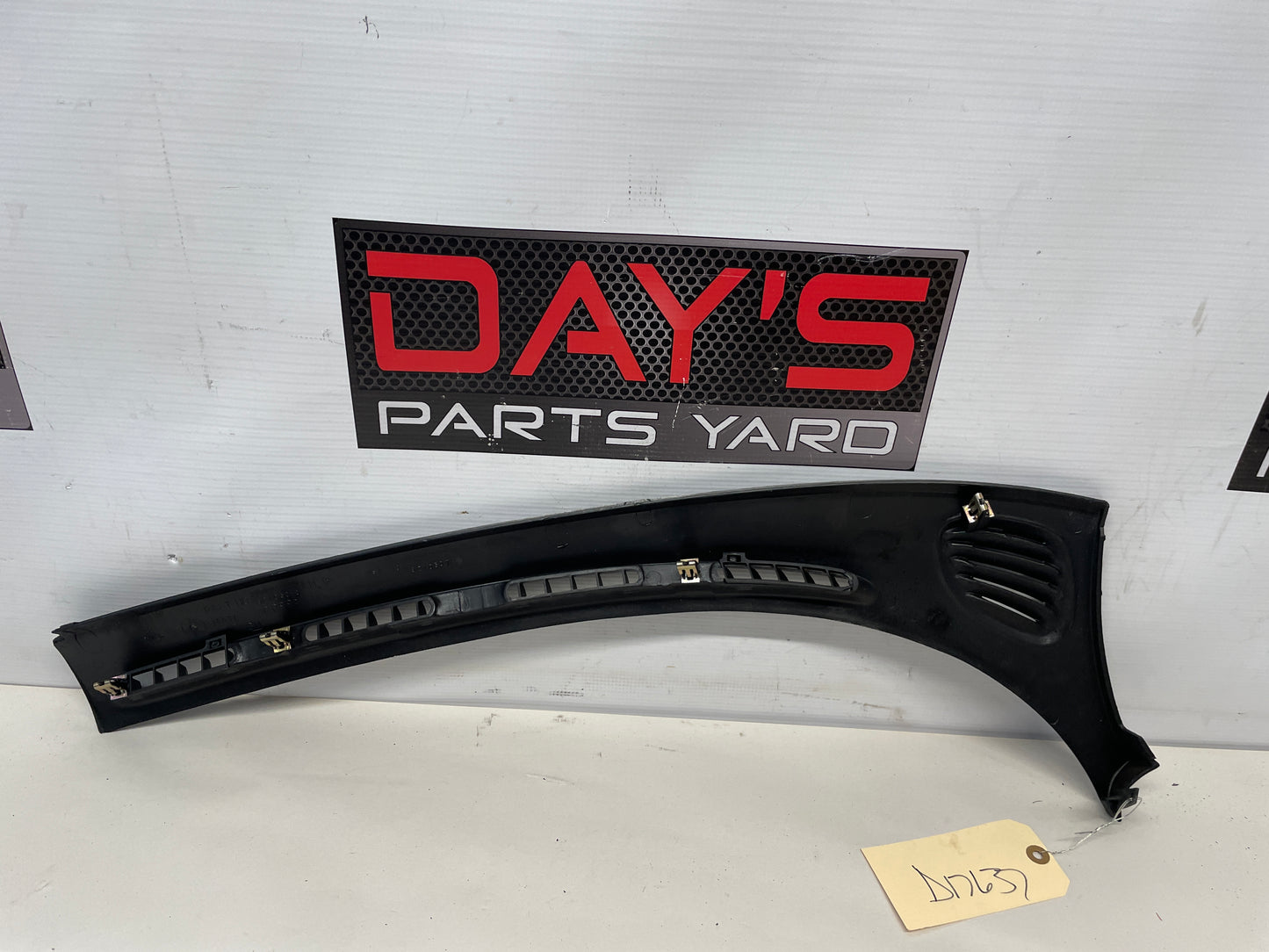 2004 Pontiac GTO LH Driver Dash Cowl Defrost Panel Vent Trim OEM - Day's Parts Yard