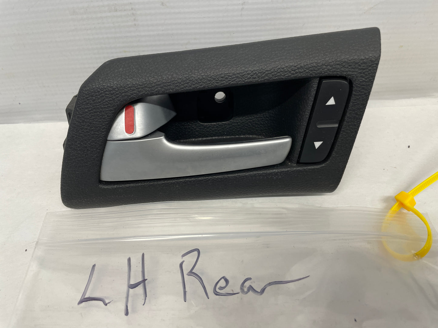 2009 Pontiac G8 LH Driver Rear Interior Door Handle OEM - Day's Parts Yard