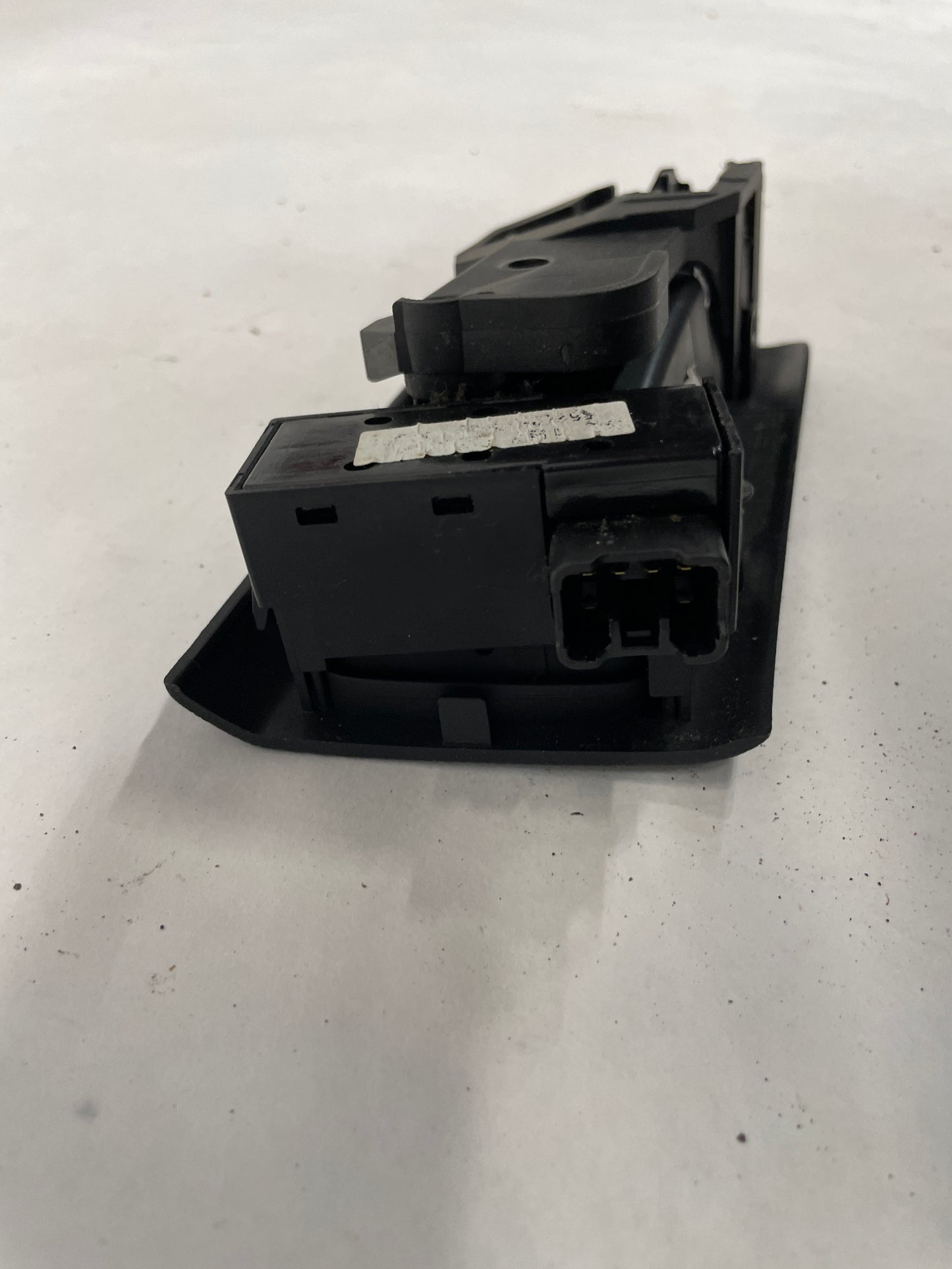 2009 Pontiac G8 LH Driver Rear Interior Door Handle OEM - Day's Parts Yard
