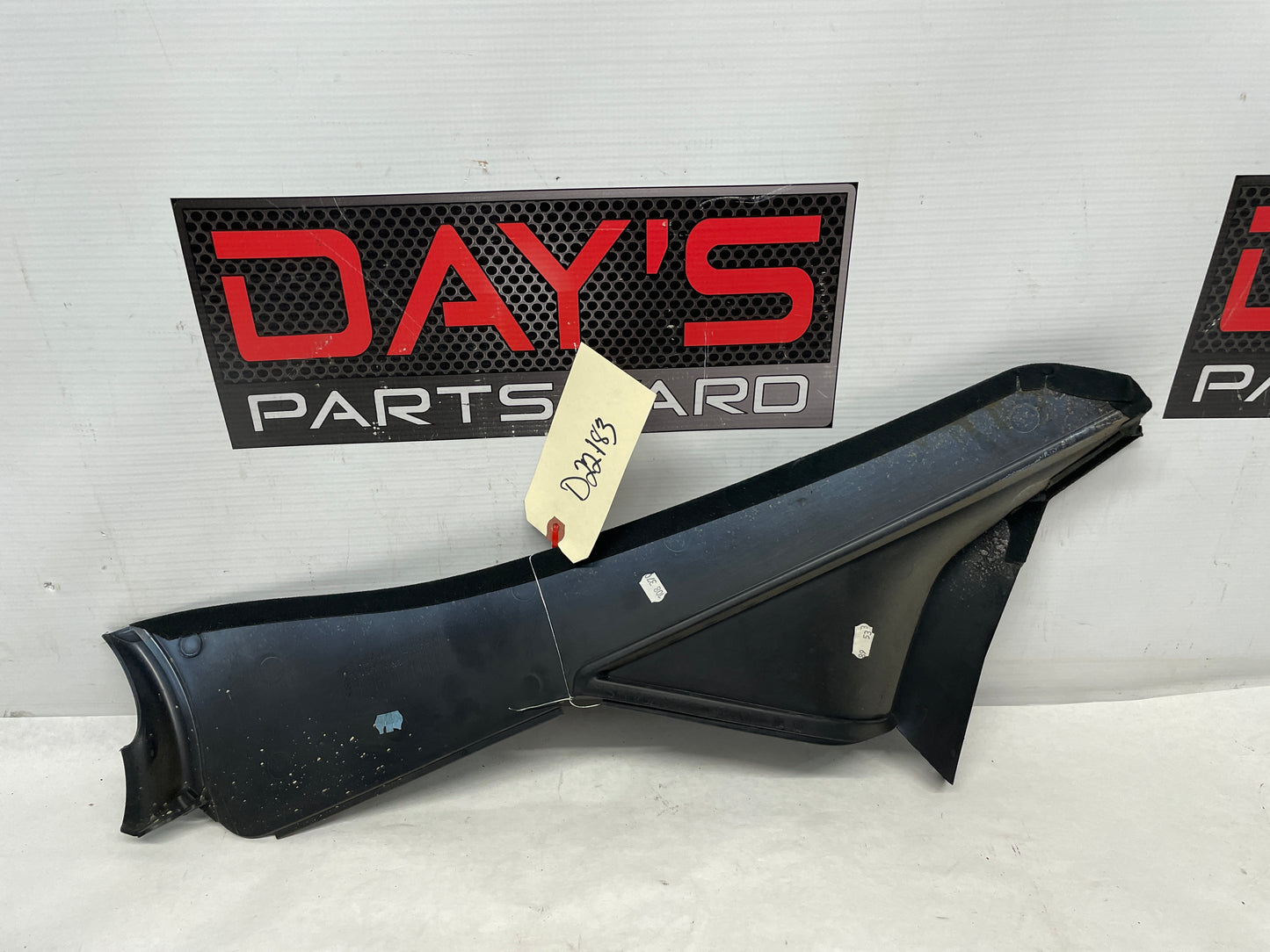 2005 Pontiac GTO RH Passenger Suede Center Console Trim Panel OEM - Day's Parts Yard