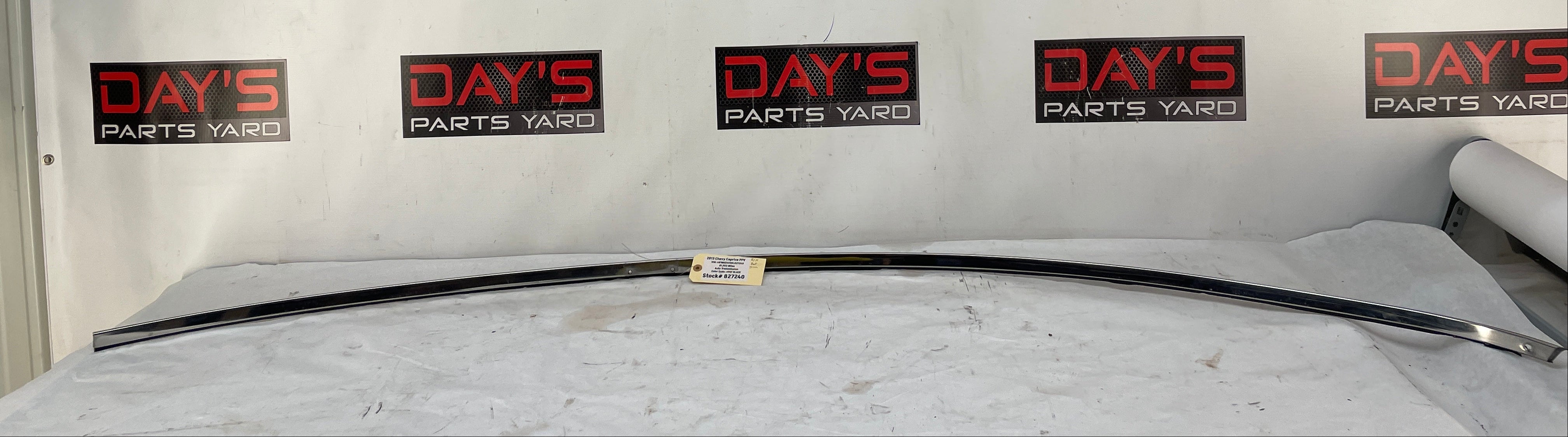 2013 Chevy Caprice PPV RH Passenger Door Roof Opening Frame Reveal