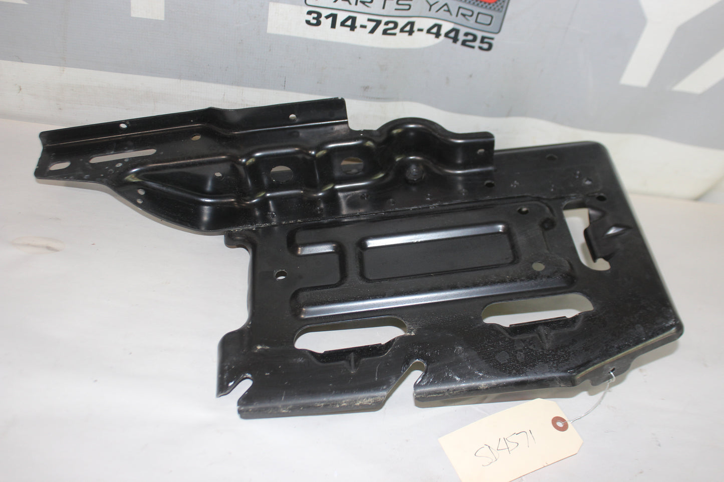 2019 Chevy Tahoe K1500 Premier Battery Tray OEM - Day's Parts Yard