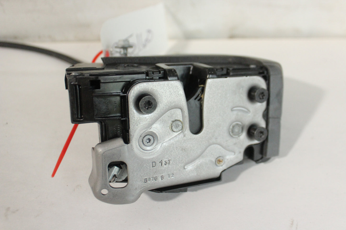 2018 GMC Sierra K1500 SLT Front RH Passenger Door Lock Actuator OEM - Day's Parts Yard