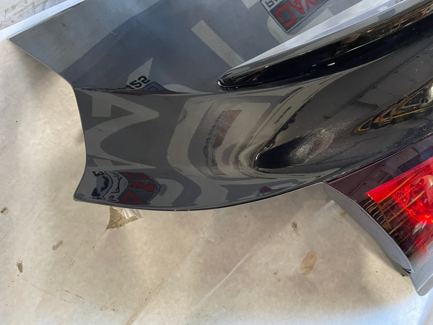 2014 Chevy SS Sedan Trunk Deck Lid OEM - Day's Parts Yard
