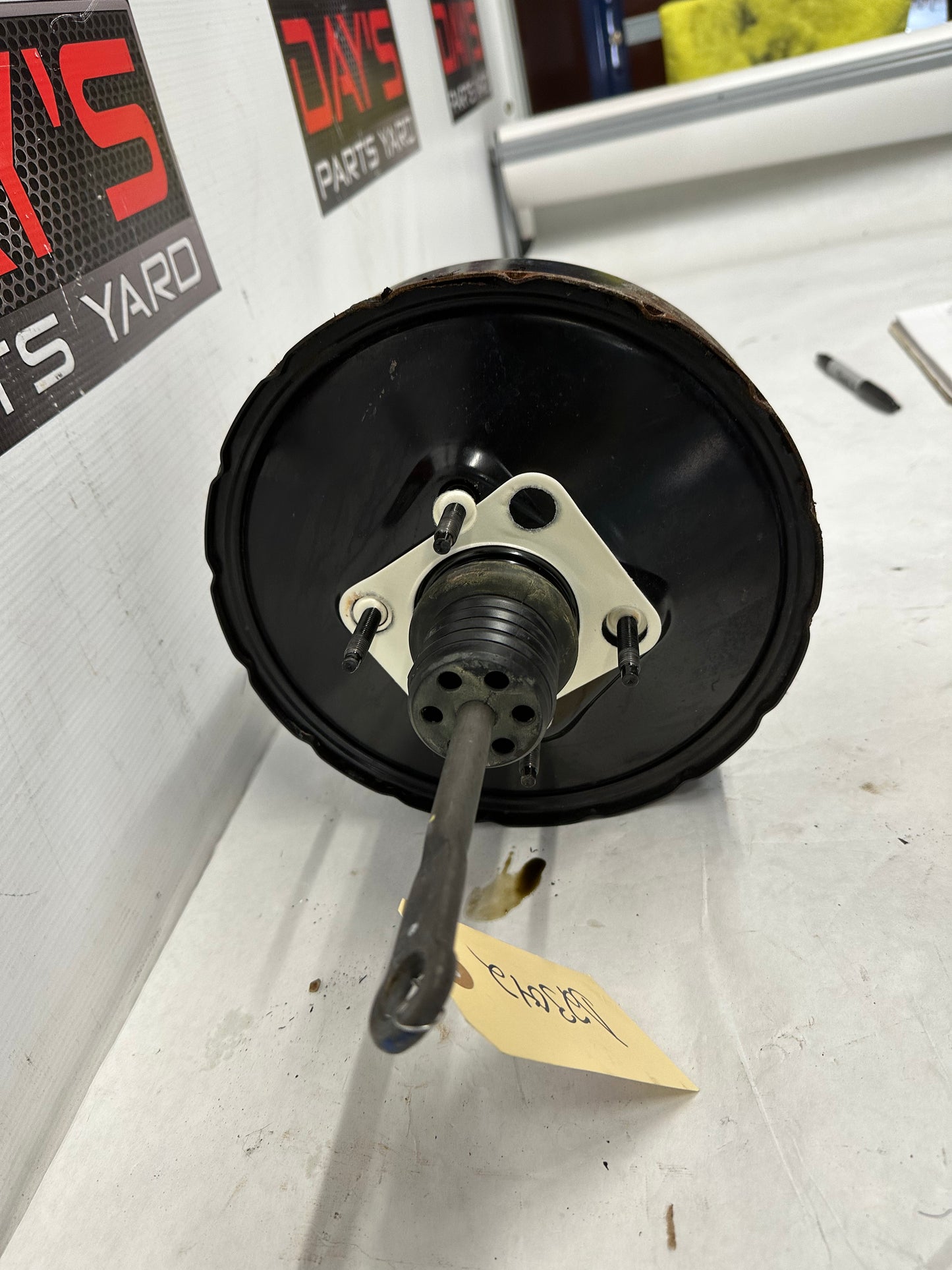 2010 Chevy Camaro SS Brake Booster Master Cylinder Reservoir OEM - Day's Parts Yard