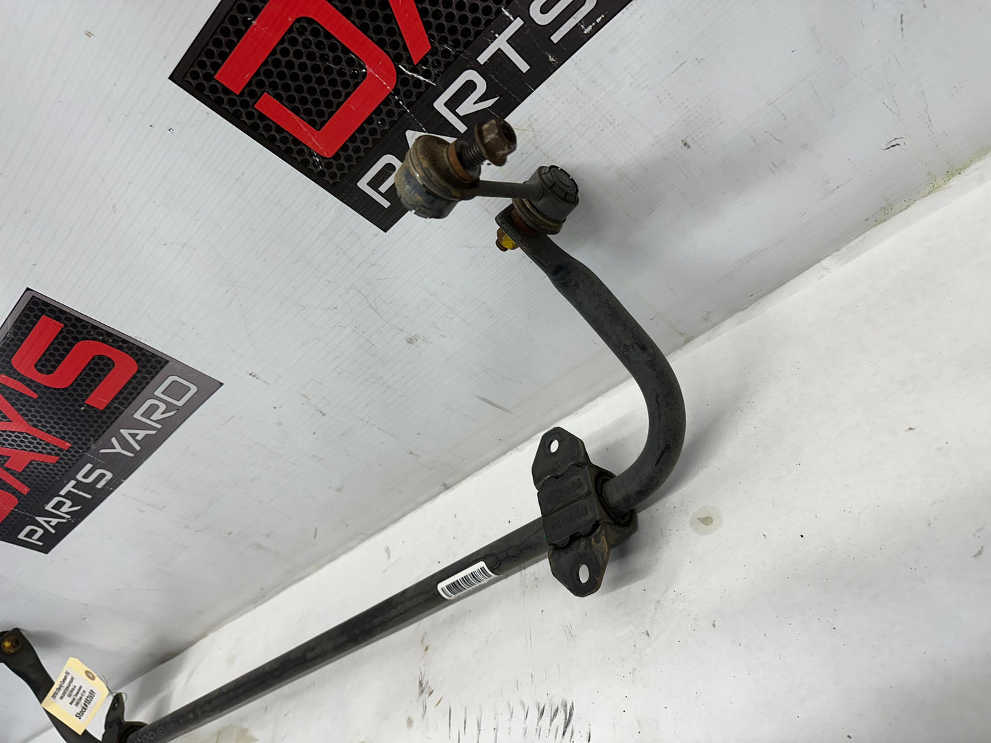 2010 Chevy Camaro SS Rear Suspension Stabilizer Sway Bar OEM - Day's Parts Yard