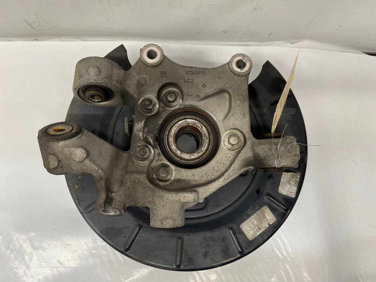 2012 Chevy Camaro SS LH Driver Rear Spindle Knuckle Hub Wheel Bearing Assembly OEM - Day's Parts Yard