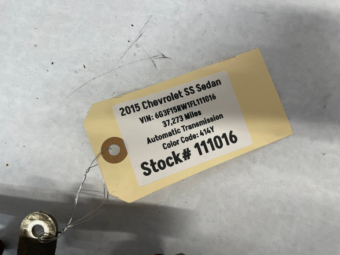 2015 Chevy SS Sedan Fuel Injection Rail w/ Hardware LS2 LS3 OEM - Day's Parts Yard