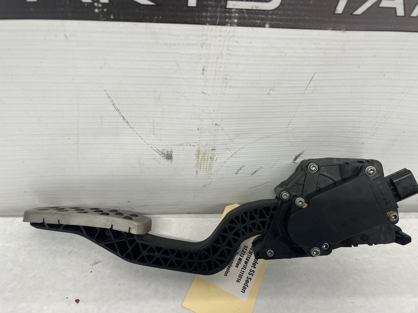 2015 Chevy SS Sedan Accelerator Gas Pedal OEM - Day's Parts Yard