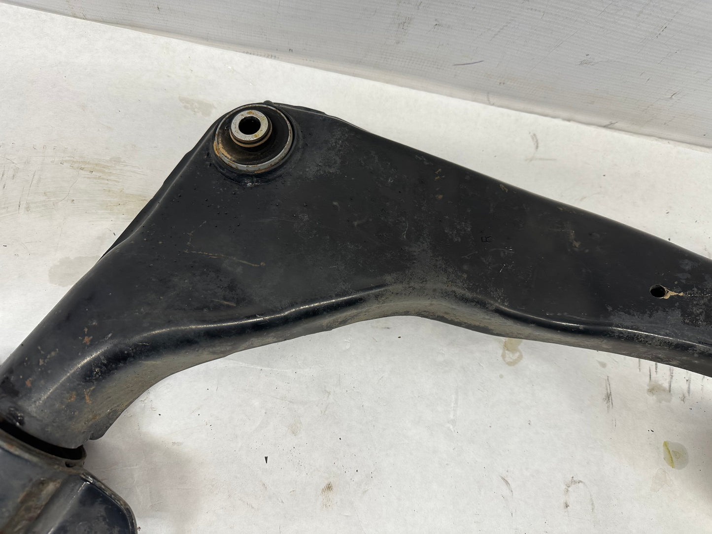 2010 Chevy Camaro SS RH Passenger Rear Suspension Upper Control Arm OEM - Day's Parts Yard
