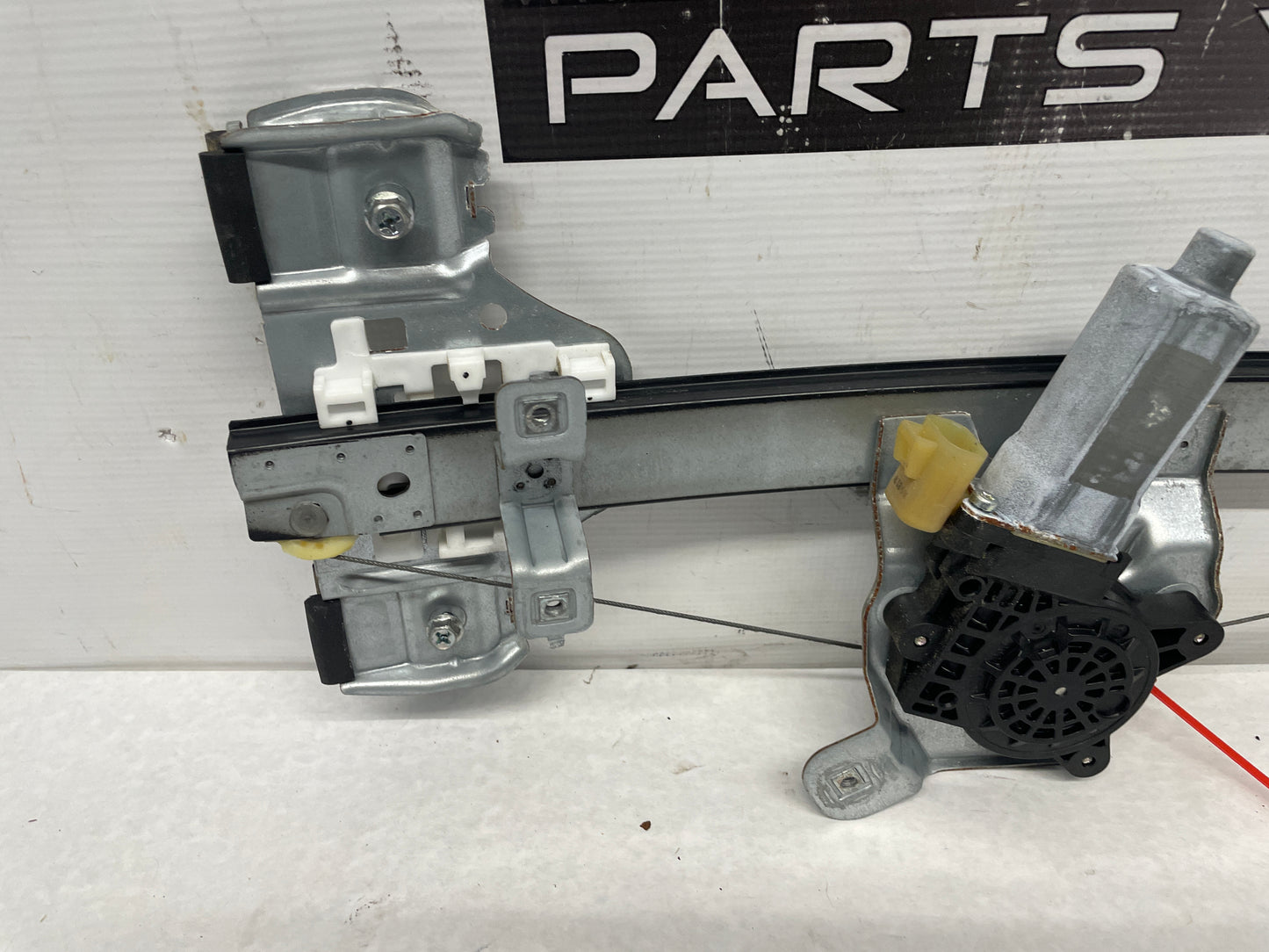 2015 Chevy SS Sedan RH Passenger Rear Door Window Regulator Motor OEM - Day's Parts Yard
