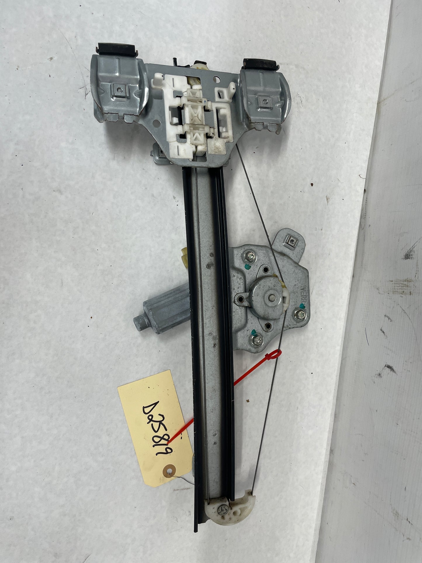 2015 Chevy SS Sedan RH Passenger Rear Door Window Regulator Motor OEM - Day's Parts Yard