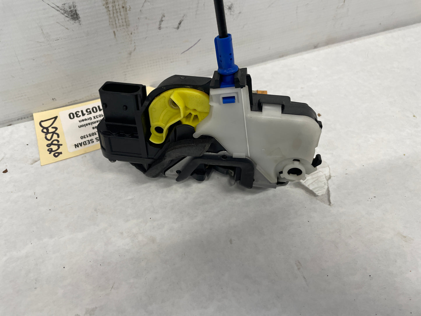 2015 Chevy SS Sedan LH Driver Front Door Lock Actuator OEM - Day's Parts Yard