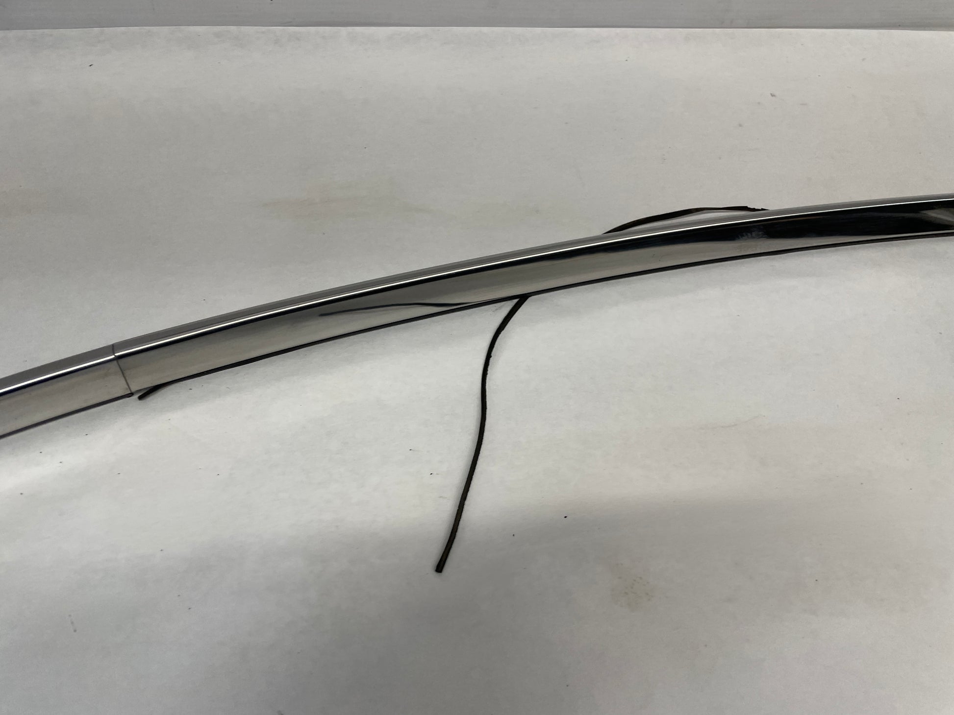 2009 Pontiac G8 RH Passenger Door Roof Chrome Molding Trim OEM - Day's Parts Yard