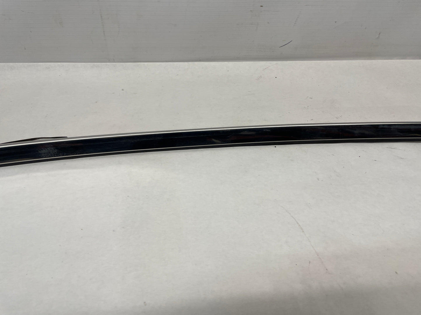 2009 Pontiac G8 RH Passenger Door Roof Chrome Molding Trim OEM - Day's Parts Yard