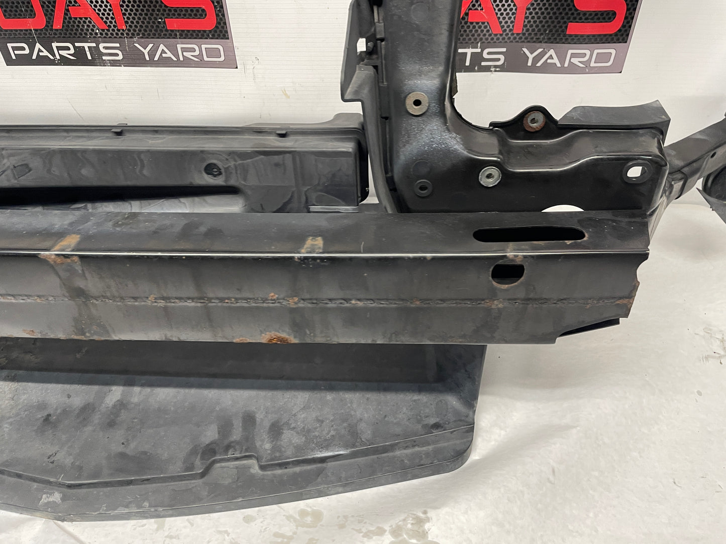 2015 Chevy SS Sedan Front Radiator Core Support Bracket Brace Assembly OEM - Day's Parts Yard