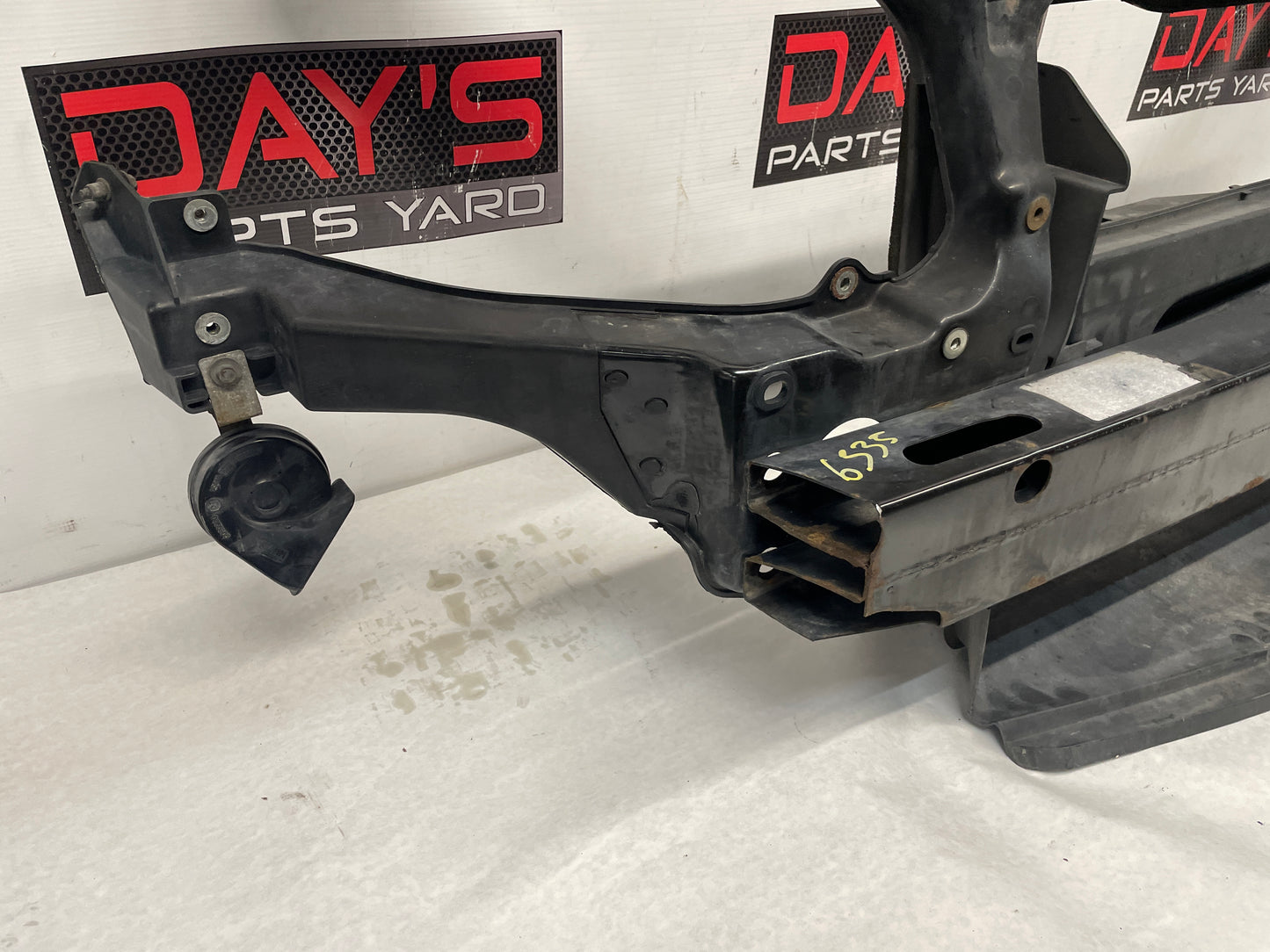 2015 Chevy SS Sedan Front Radiator Core Support Bracket Brace Assembly OEM - Day's Parts Yard