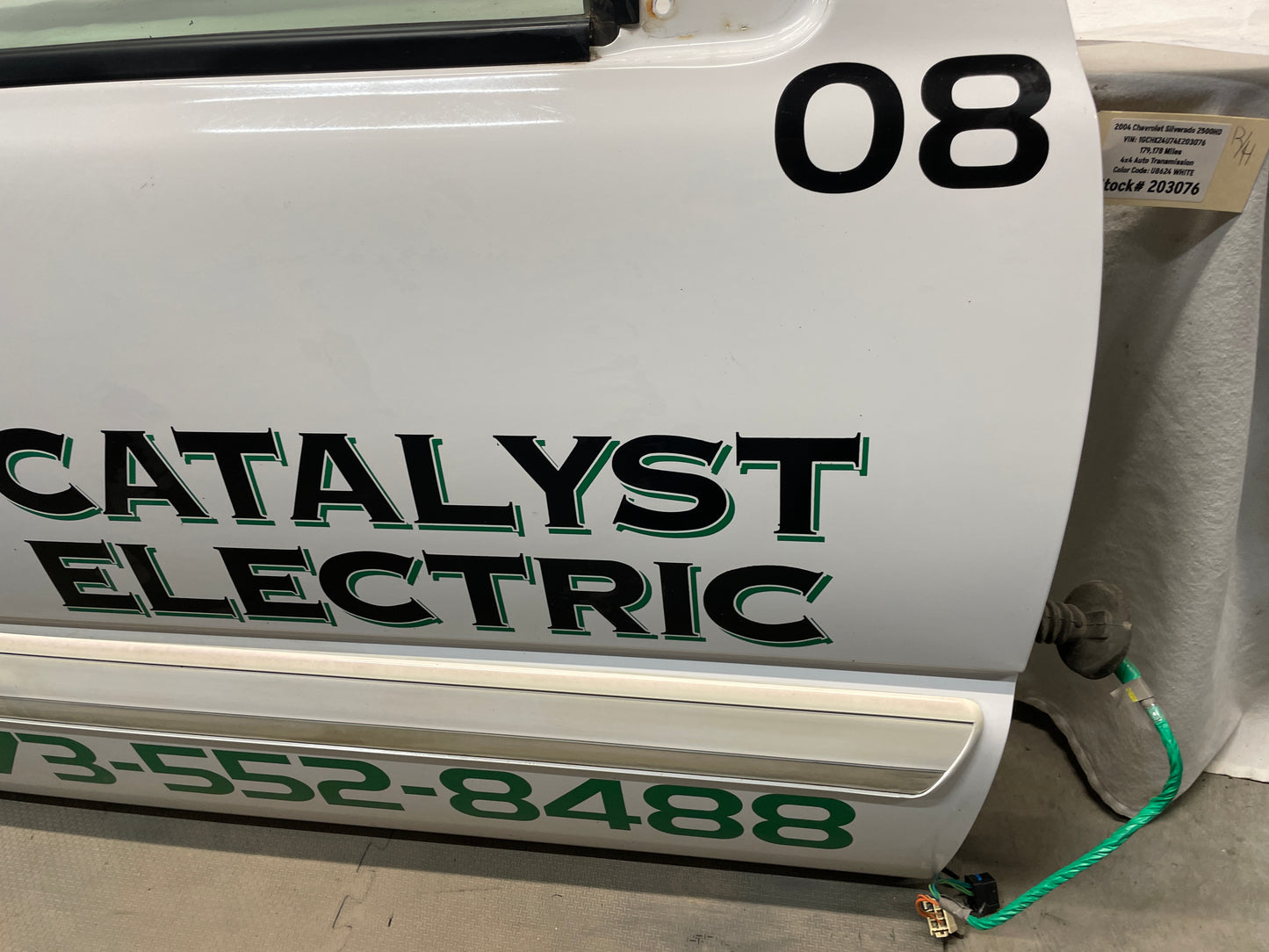 2004 Chevy Silverado 2500HD RH Passenger Front Exterior Door White OEM - Day's Parts Yard