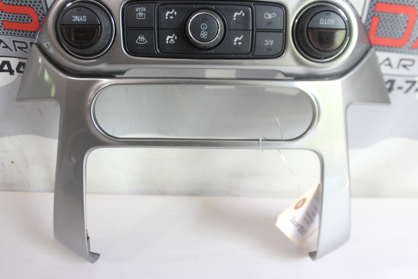 2019 Chevy Tahoe K1500 Premier HVAC Temperature Control Dash Mounted OEM - Day's Parts Yard