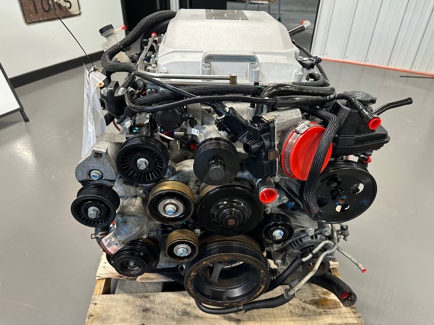 LSA 6.2L Factory Supercharged Engine Motor 6L90 Auto Trans Drivetrain Pullout 556HP 28k - Day's Parts Yard