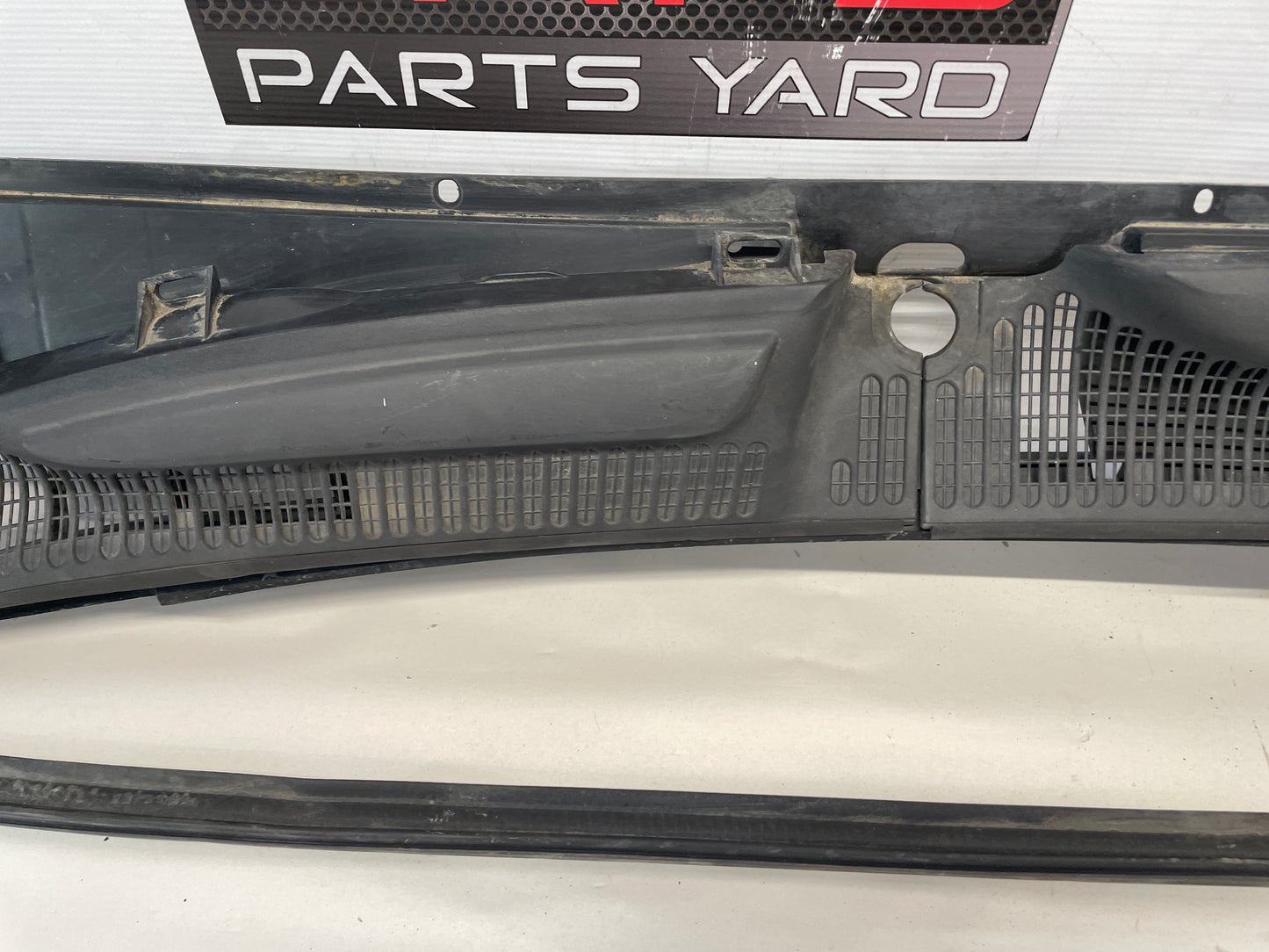 2004 Pontiac GTO Windshield Wiper Cowl 3pc OEM - Day's Parts Yard