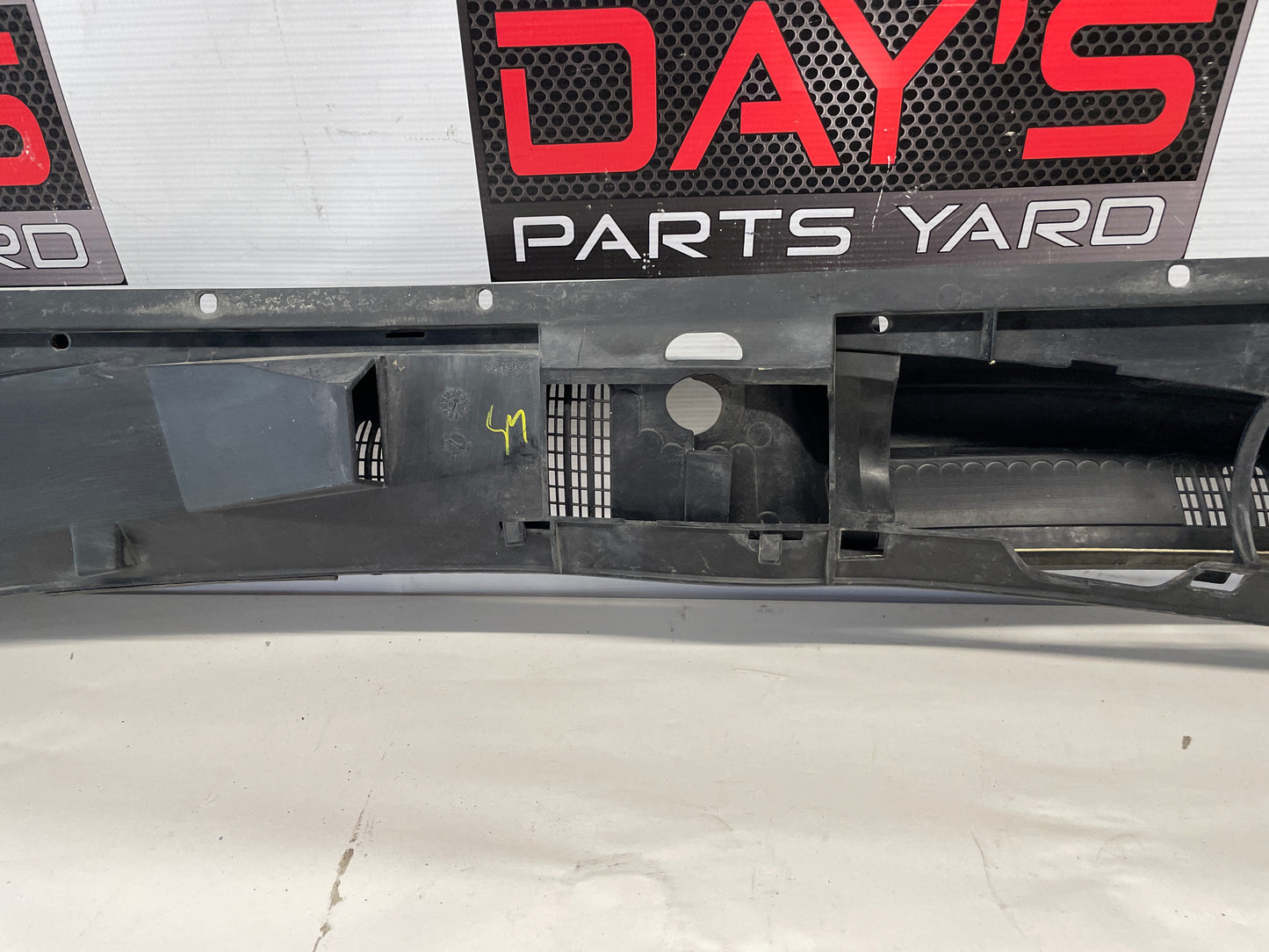 2004 Pontiac GTO Windshield Wiper Cowl 3pc OEM - Day's Parts Yard
