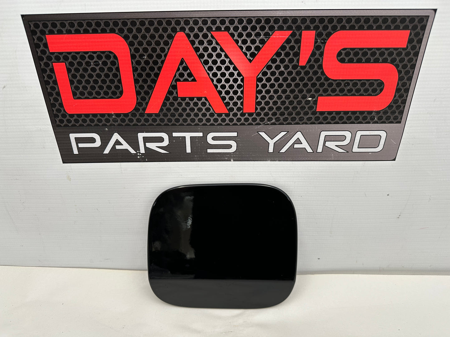 2017 Cadillac ATS-V Coupe Fuel Gas Tank Door Lid Cover OEM - Day's Parts Yard