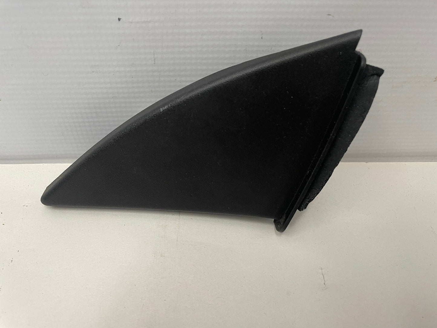 2014 Cadillac CTS-V Coupe Front LH Driver Mirror Bolt Cover - Day's Parts Yard