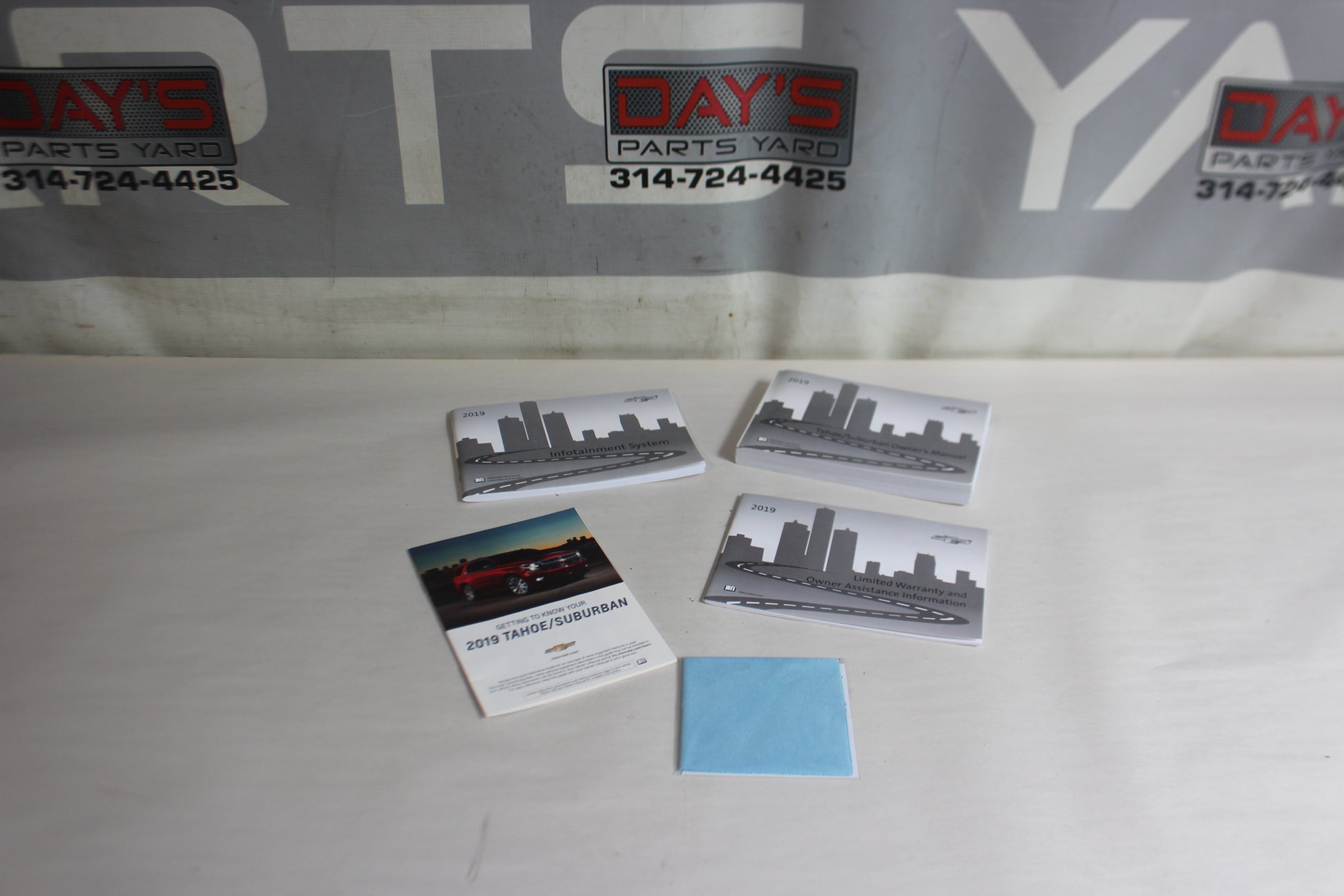 2019 Chevy Tahoe K1500 Premier Owners Manual OEM - Day's Parts Yard
