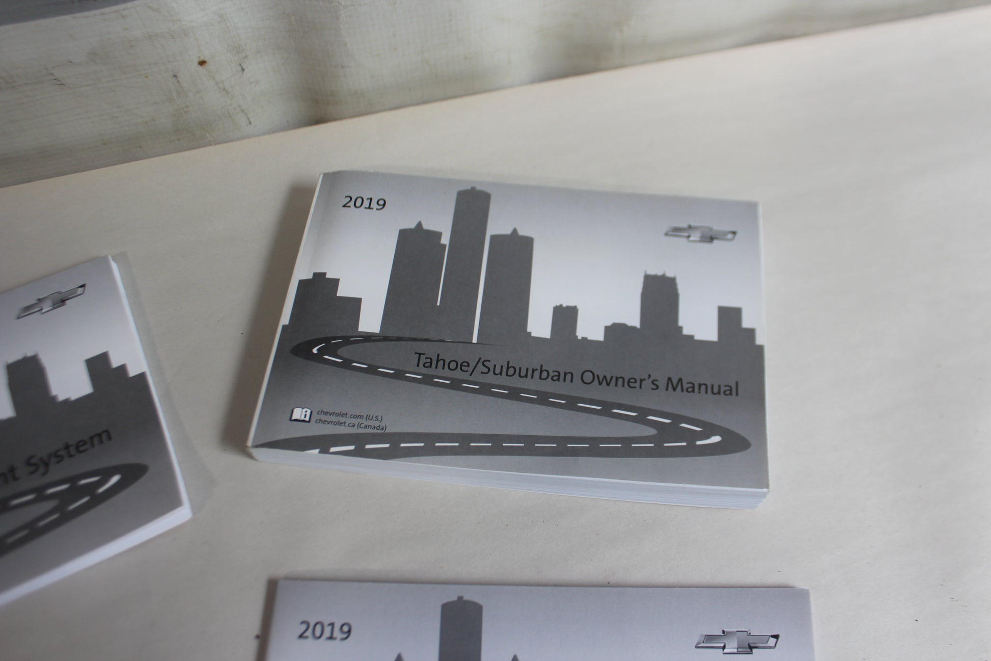 2019 Chevy Tahoe K1500 Premier Owners Manual OEM - Day's Parts Yard