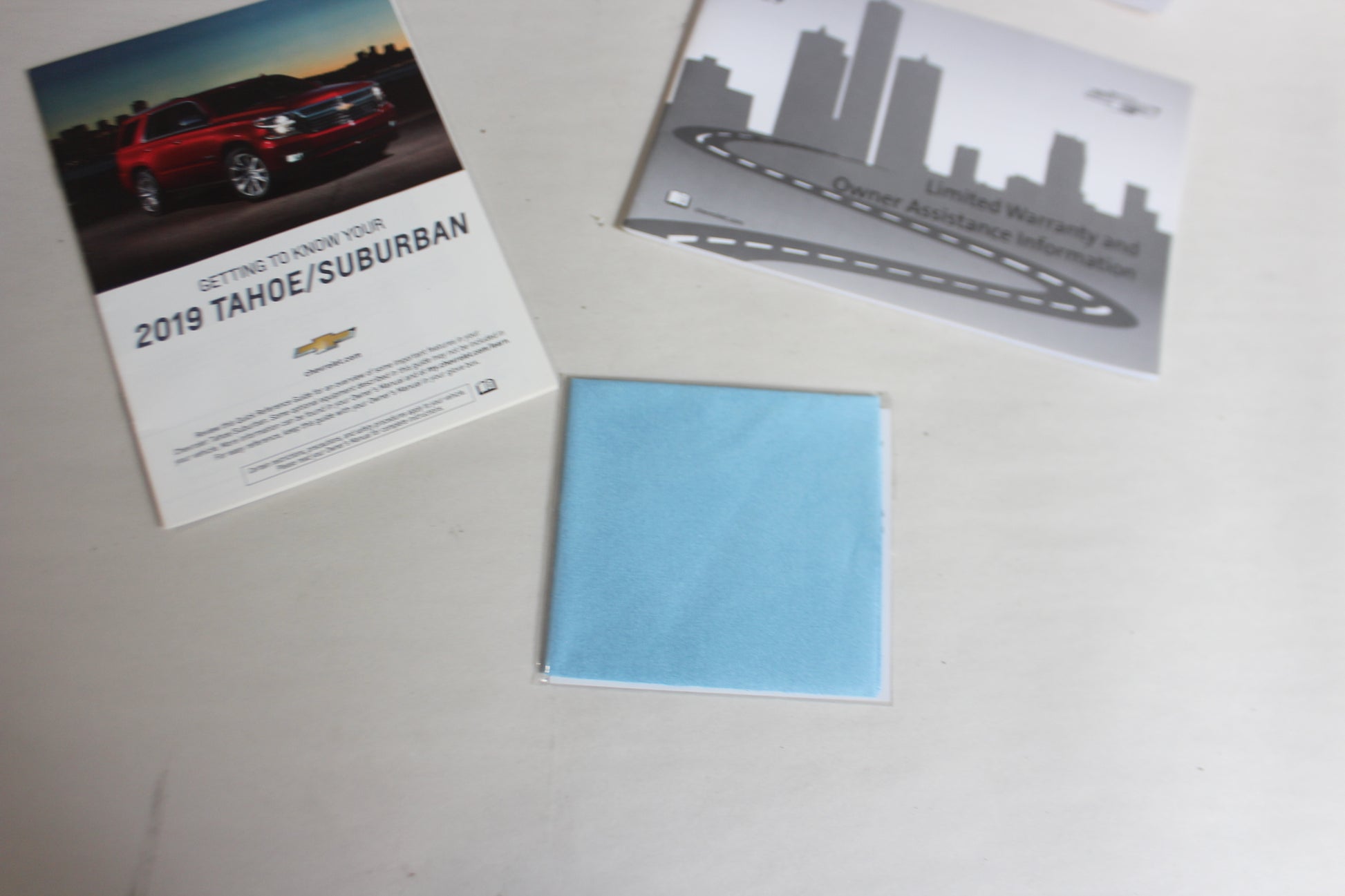 2019 Chevy Tahoe K1500 Premier Owners Manual OEM - Day's Parts Yard