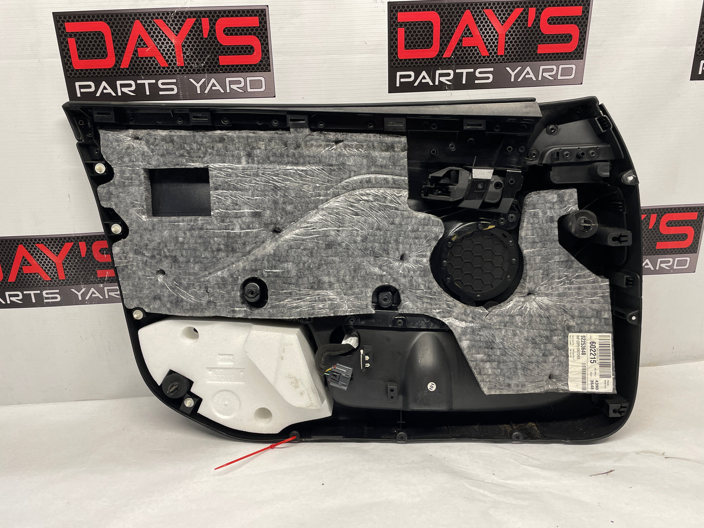 2012 Chevy Caprice PPV RH Passenger Front Interior Door Panel OEM - Day's Parts Yard