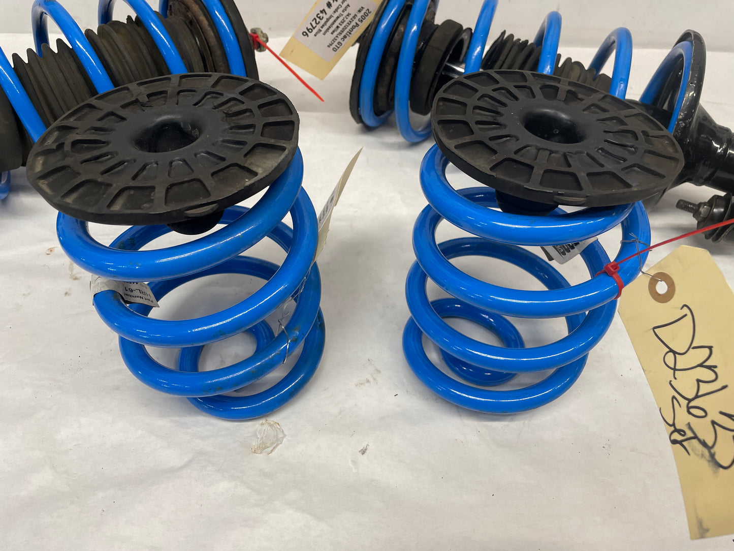 2005 Pontiac GTO KYB Front Struts Shocks w/ Lovells Coil Springs - Day's Parts Yard