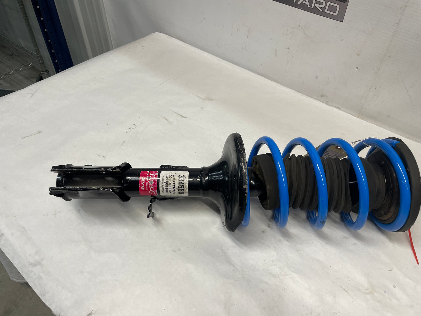 2005 Pontiac GTO KYB Front Struts Shocks w/ Lovells Coil Springs - Day's Parts Yard