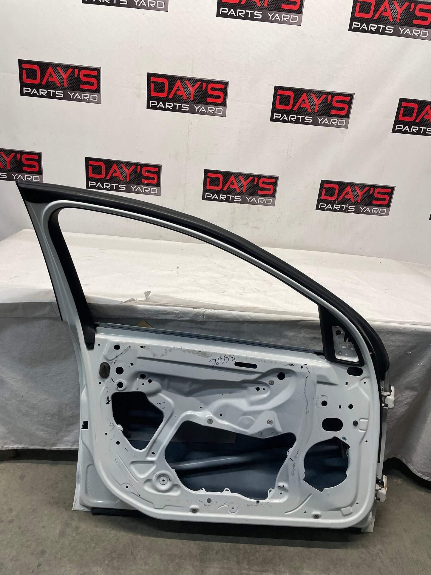 2014 Chevy SS Sedan LH Driver Front Exterior Door OEM - Day's Parts Yard